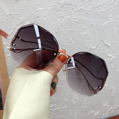 Gradient Rimless Sun Glasses